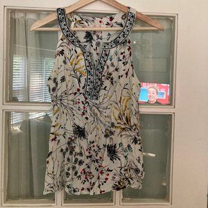 Sleeveless floral print top